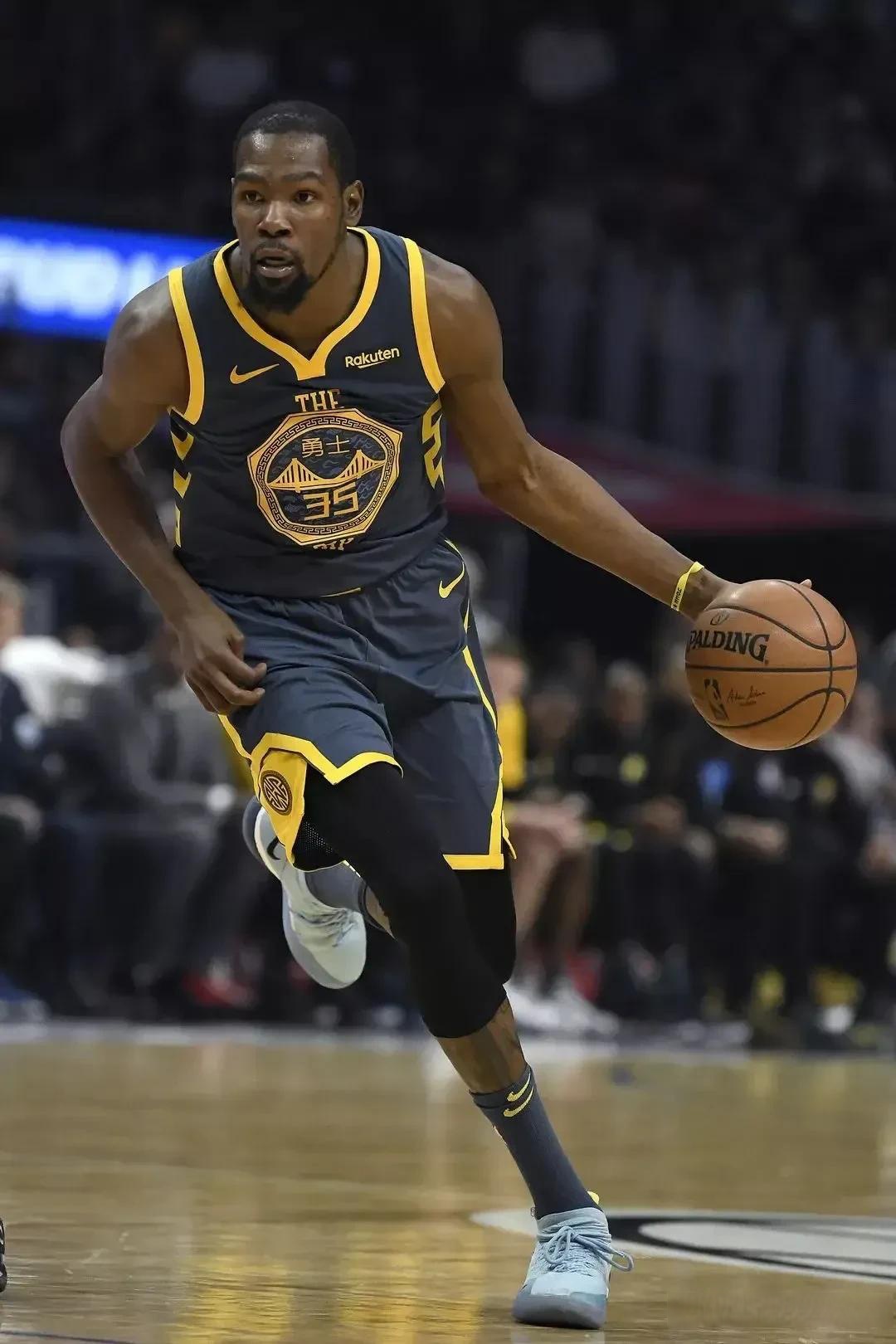 跑位灵活的 跑位灵活的