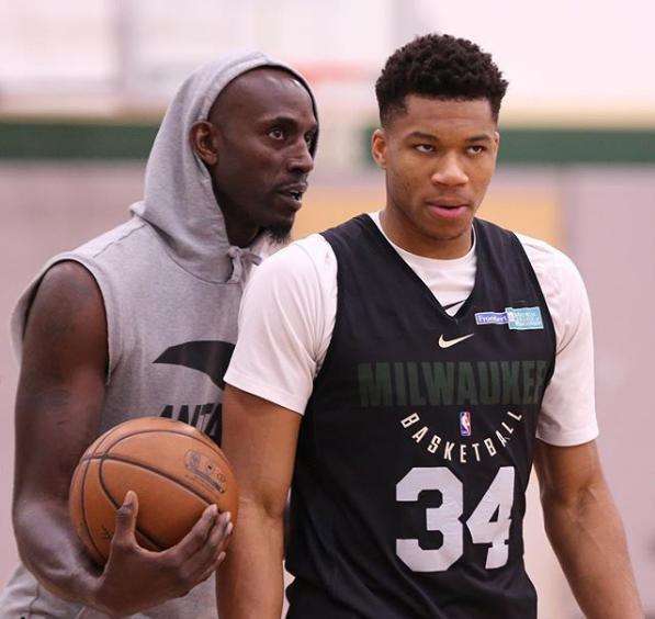 认为他具备 认为他具备